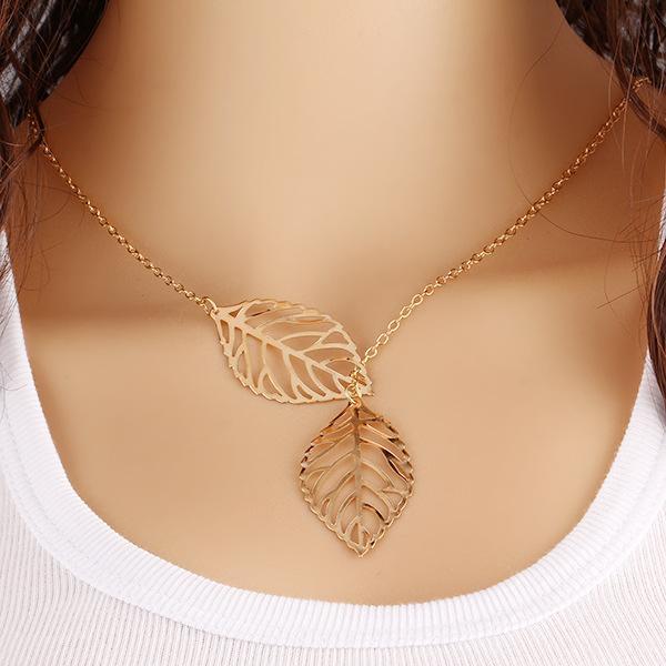 Classic Leaves Necklace